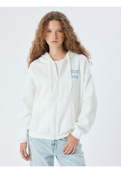 Koton Fermuarlı Sweatshirt Kapüşonlu Oversize Kanguru Cepli Slogan Baskılı Şardonlu Ekru 5wal10197ık Ekru Koton Fermuarlı Sweatshirt Kapüşonlu Oversize Kanguru Cepli Slogan Baskılı Şardonlu Ekru 5wal10197ık Ekru