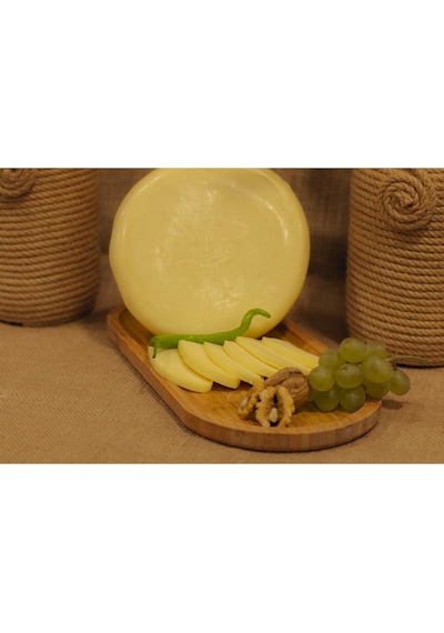 Yayla Gurme Tam Yağlı Göbek Kaşar Peyniri 500 G