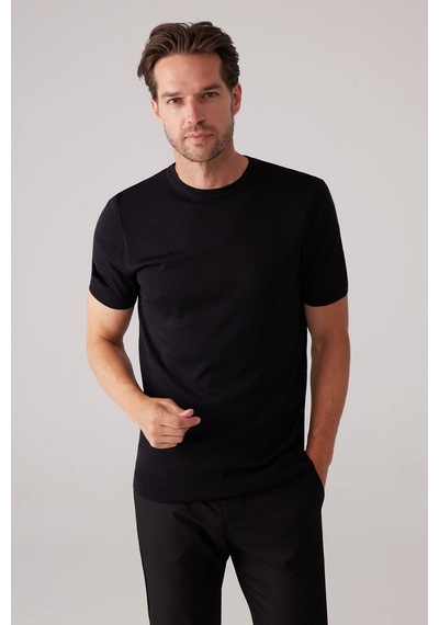 Erkek Siyah Slim Fit Bisiklet Yaka Yazlık Triko Tişört