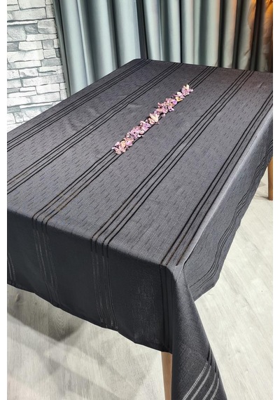Çeyiz Diyarı Corvver Dertsiz Masa Örtüsü 155x220 Siyah Siyah