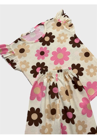 Aliş Kids Kız Çocuk Pamuklu Bej Rengi Papatya Desenli Kolları Fırfırlı Kısa Kollu Şortlu Yazlık Pijama Takımı Aliş Kids Kız Çocuk Pamuklu Bej Rengi Papatya Desenli Kolları Fırfırlı Kısa Kollu Şortlu Yazlık Pijama Takımı