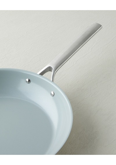 Hecha Çelik + Cerawell Tava 28x5 Cm Silver Gümüş