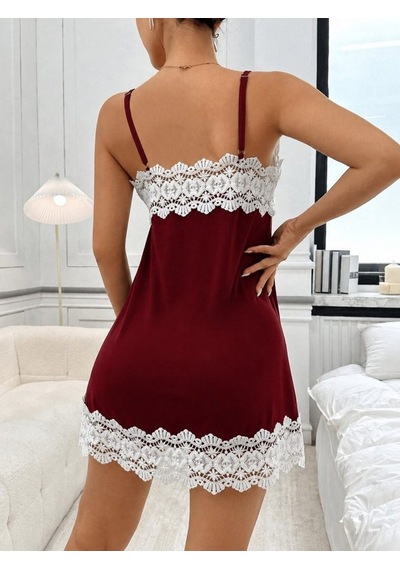 Butik İstanbul Kadın Ip Askılı Yaka Dantel Detaylı Kısa Viskon Gecelik Bordo