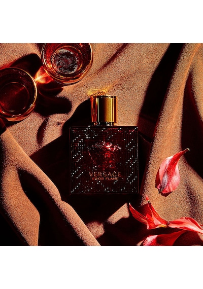Versace Eros Flame Erkek Parfüm EDP 50 ML