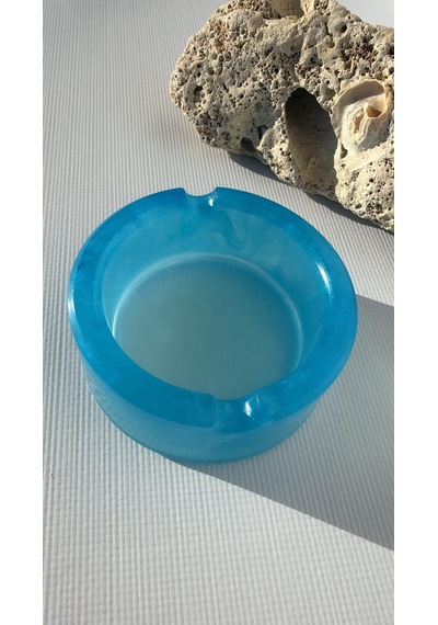 Parlak Mavi Sedefli Şeffaf Renkli Buğulu Yuvarlak Şekil Küllük Kül Tablası El Yapımı Epoksi Hediyelik