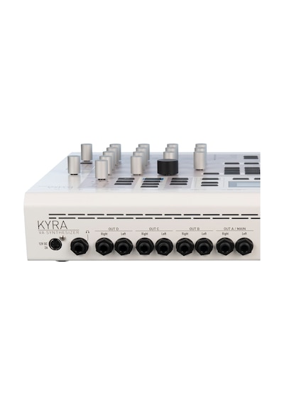 Waldorf Kyra virtual Analog Fpga-based Synthesizer
