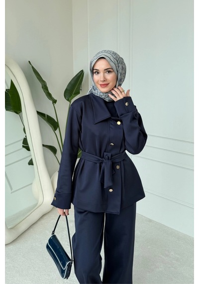 Mihran Butik Sophie Model Bel Kemer Ve Düğme Detaylı Kadın Takım Lacivert Lacivert