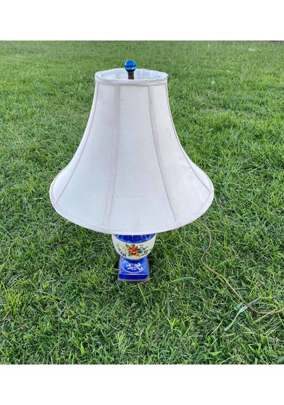 Çiçek Motifli Porselen Abajur 57 CM