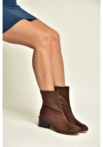 Fox Shoes Z920234002 Kahverengi Süet Kalın Topuklu Kadın Bot