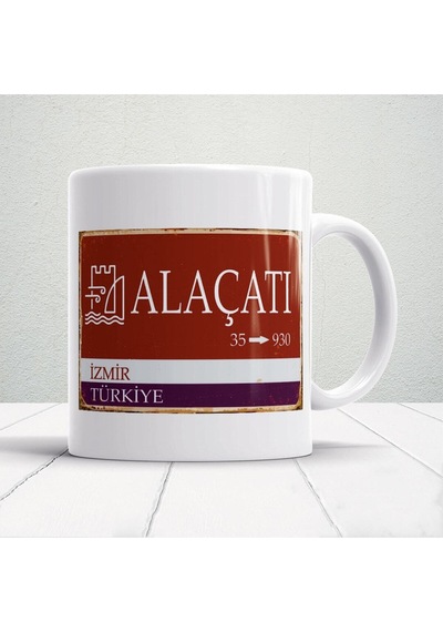 Izmir Alaçatı Sokak Tabela Baskılı Kupa Beyaz