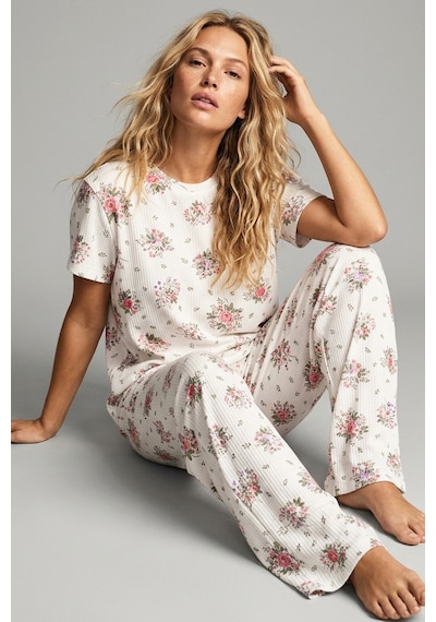 Siyah İnci Bisiklet Yaka Yumuşak Tuşe Yazlık Fitilli Pamuklu Örme Pijama Takım 7995 Pembe Büyük Çiçek