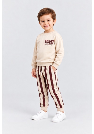Ahengim Erkek Çocuk Great New Day Baskılı Sweatshirt Ve Çizgili Eşofman Altı 2 Li Takım Ak124 Bordo Ahengim Erkek Çocuk Great New Day Baskılı Sweatshirt Ve Çizgili Eşofman Altı 2 Li Takım Ak124 Bordo