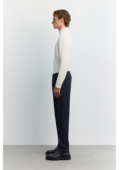Avva Erkek Lacivert Klasik Bel Yanı Lastikli Soft Touch Relaxed Fit Pantolon A62y3068