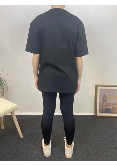 Kadın Bisiklet Yaka Oversize Fit N Baskılı Tişort Spr24tsk113 Black Kadın Bisiklet Yaka Oversize Fit N Baskılı Tişort Spr24tsk113 Black