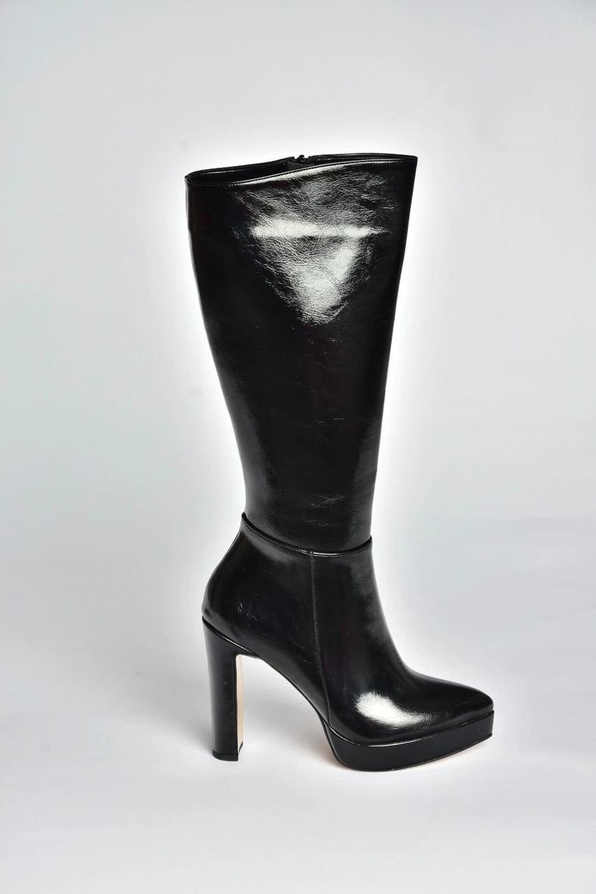 Fox Shoes V820660660 Siyah Rustik Kalın Platform Topuklu Kadın Çizme Siyah-rustik