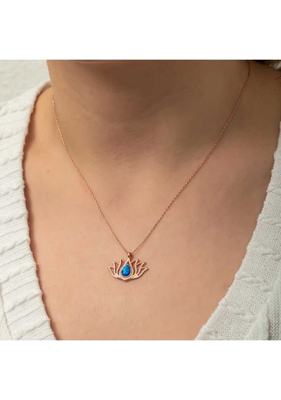 925 Ayar Gümüş Rose Kaplama Opal Taşlı Lotus Çiçeği Kolye Renkli