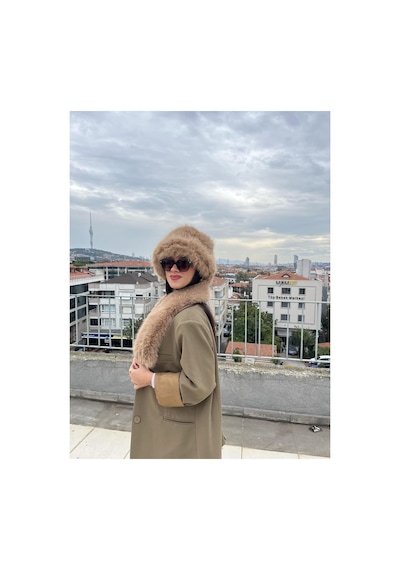 Mollycrush Kadın Suni Kürk Şapka Ve Atkı Seti Yumuşak Dokulu, Soğuk Havalar İçin Lüks & Şık Görünüm Camel Mollycrush Kadın Suni Kürk Şapka Ve Atkı Seti Yumuşak Dokulu, Soğuk Havalar İçin Lüks & Şık Görünüm Camel