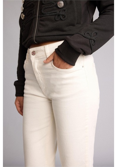 Defacto Slim Fit Kapri Pantolon I0179ax26hswt1 Beyaz-wt1