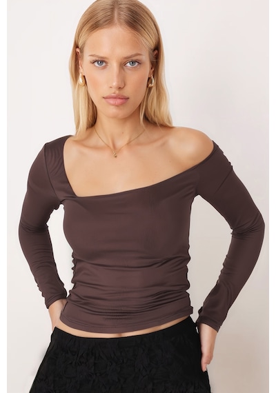 Armonika Kadın Kahve Asimetrik Yaka Uzun Kol Crop Bluz Arm-26k042007