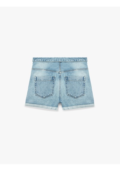 Koton Pamuklu Rahat Kalıp Düğme Detaylı Beli Katlamalı Mini Denim Şort Orta İndigo 6sal40282md