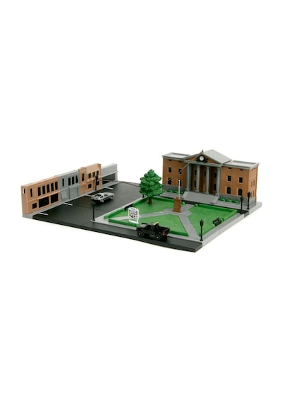 Geleceğe Dönüş Saat Kulesi Nano Sahnesi Diorama Modellemesi
