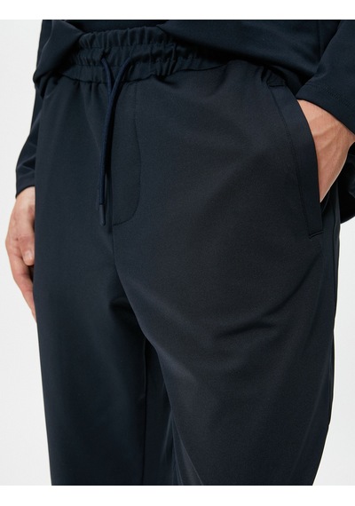 Koton Jogger Eşofman Altı Beli Bağcıklı Cep Detaylı Lacivert 4sam40044nk Lacivert