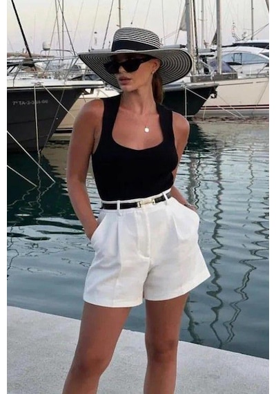 Madmext Beyaz Yüksek Bel Wed Leg Pileli Kadın Mini Şort Mg2537 Beyaz