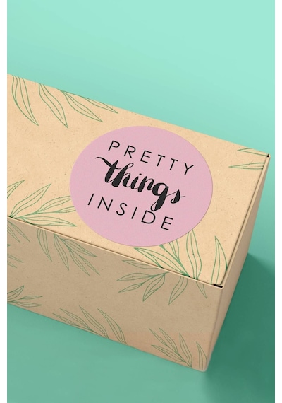 Pretty Things Inside Hediye Kargo Paketleme Sticker 3x3cm St2111 Çok Renkli