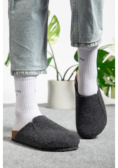 Polomia Comfort Kadın Mantar Taban Eva Konfor Moda Kışlık Önü Kapalı Keçe Model Sabo Outdoor Günlük Rahat Ev Terlik Siyah