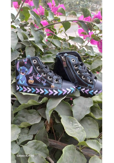 Scarpe Magiche Stitch Dijital Baskılı Kız Çocuk Ayakkabısı 31-35 Numara Arası Işıksızdır Siyah Scarpe Magiche Stitch Dijital Baskılı Kız Çocuk Ayakkabısı 31-35 Numara Arası Işıksızdır Siyah