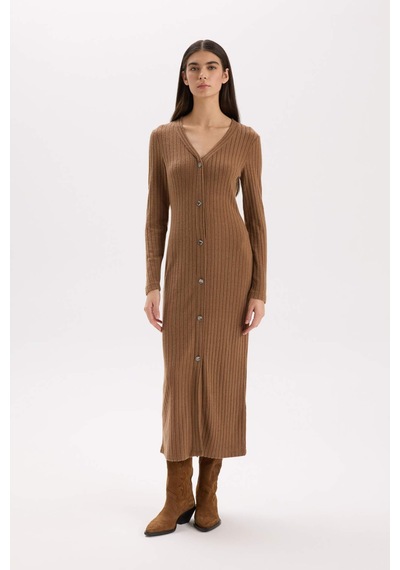 DeFacto Bodycon Vücudu Saran Basic Düz V Yaka Düğmeli Fitilli Kaşkorse Midi Uzun Kollu Elbise B3261AX24WNBN325 Kahve