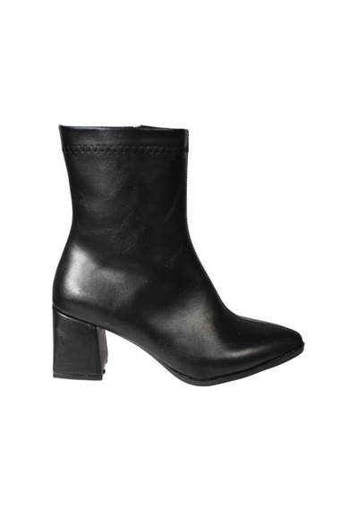 Yazkış Ayakkabı Yazkış Kadın Siyah Cilt 16cm Bilek Boyu Yandan Fermuarlı 6cm Kalın Topuk Sivri Burun Topuklu Bot Siyah Yazkış Ayakkabı Yazkış Kadın Siyah Cilt 16cm Bilek Boyu Yandan Fermuarlı 6cm Kalın Topuk Sivri Burun Topuklu Bot Siyah