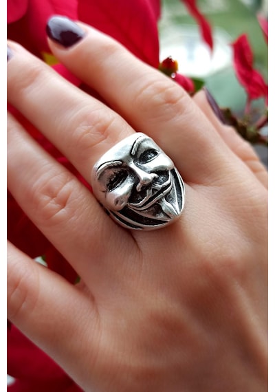 Antik Gümüş Kaplama V For Vendetta Şekilli El Yapımı  Ayarlanabili Gümüş