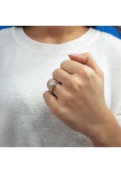 Lova 1,50 Karat Tektaş Görünümlü Pırlanta Yüzük - 1020300