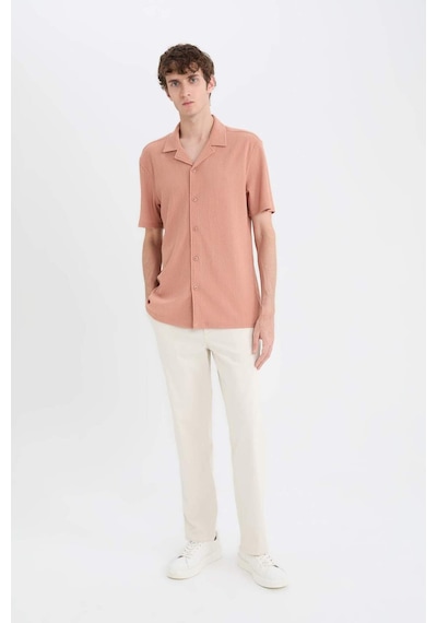 Defacto Modern Fit Polo Yaka Dokulu Penye Kısa Kollu Gömlek C4125AX25SM Kahve Defacto Modern Fit Polo Yaka Dokulu Penye Kısa Kollu Gömlek C4125AX25SM Kahve