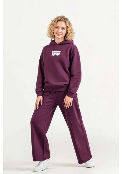 Riccotarz Kız Çocuk Üzeri Dantel Bonjour Yazı Detaylı Kapüşonlu Sweatshirt Bol Kesim Mürdüm Eşofman Takım Riccotarz Kız Çocuk Üzeri Dantel Bonjour Yazı Detaylı Kapüşonlu Sweatshirt Bol Kesim Mürdüm Eşofman Takım