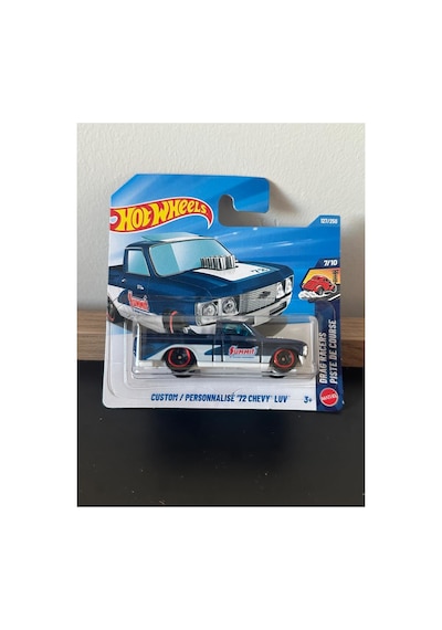 Hot Wheels Custom 72 Chevy Luv Mavi