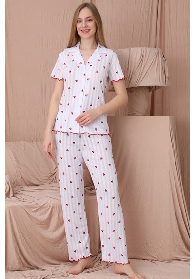 Wordex Mirano 1702 Kiraz Desenli Pointel İnce Kumaş Düğmeli Kısa Kollu Kadın Pijama Takımı Beyaz Wordex Mirano 1702 Kiraz Desenli Pointel İnce Kumaş Düğmeli Kısa Kollu Kadın Pijama Takımı Beyaz
