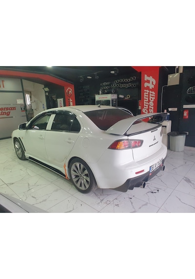mitsubishi lancer spoiler ----fibersan tuning