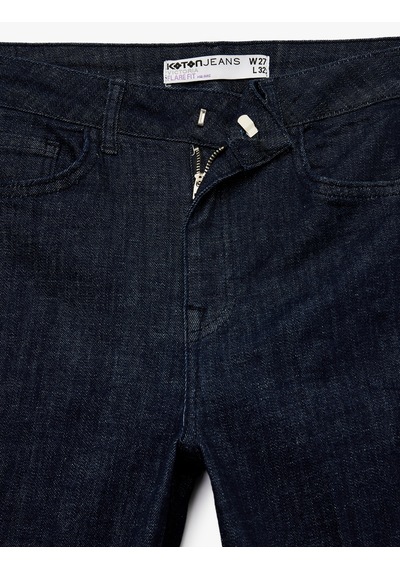 Koton Normal Bel Dar Kalıp Cepli İspanyol Paça Jean Pantolon - Flare Jeans Koyu İndigo 6wal40085md Dark Indigo Koton Normal Bel Dar Kalıp Cepli İspanyol Paça Jean Pantolon - Flare Jeans Koyu İndigo 6wal40085md Dark Indigo
