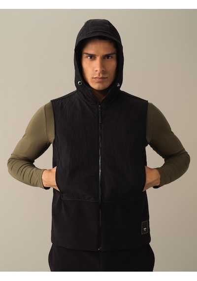 Xint Siyah Regular Fit Kapüşonlu Polar Yelek 195044