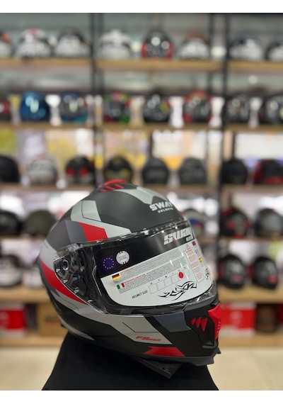 Sway Sw 865 Titan Black White Red Full Face Kapalı Motosiklet Kask Gri - Kırmızı - Siyah Sway Sw 865 Titan Black White Red Full Face Kapalı Motosiklet Kask Gri - Kırmızı - Siyah