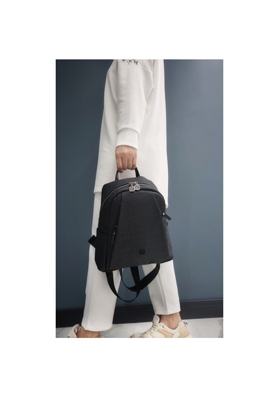 4040 Siyah Cuzdanli Orijinal Just Polo Kadin 9 Bolmeli Orta Boy Sirt Cantasi 31x29 Cm Siyah Düz