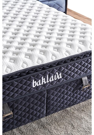 Niron Baklava 140x200 Çift Kişilik Sert Ortopedik Pedli Yatak