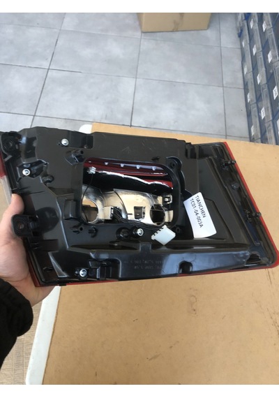 SKODA OCTAVİA STOP LAMBASI OCTAVİA LED STOP SAĞ YOLCU TARAFI