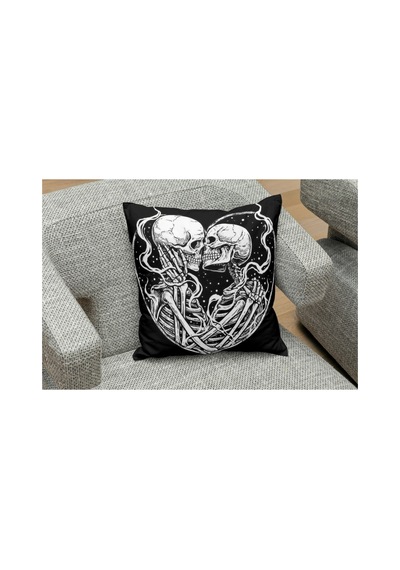 Skull's Love Siyah Desenlı Kare Yastık Kılıfı Çok Renklı