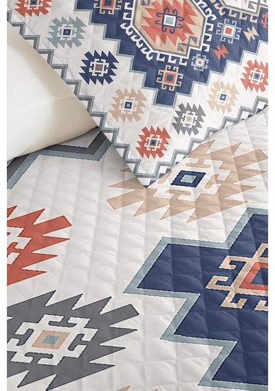 Etnik Geometrik Mavi Pike Takımı - Bohem Kilim Desenli Mercan Bej 160x220 Cm Kapitone Yatak Örtüsü Kışlık Misk Yumuşaklığı Etnik Geometrik Mavi Pike Takımı - Bohem Kilim Desenli Mercan Bej 160x220 Cm Kapitone Yatak Örtüsü Kışlık Misk Yumuşaklığı