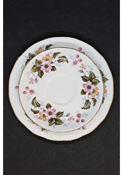 Yeşil Pembe Floral Vintage Çay Fincanı 3 Parça Yeşil