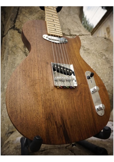 Elektro Gitar Custom Epoksi & Yıllanmış Ağaç Kişiye Özel Doğal Ahşap