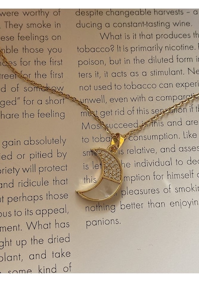 Zirkon Taşlı Sedefli Yarım Ay Çelik Kararmaz Gold Kolye Altın